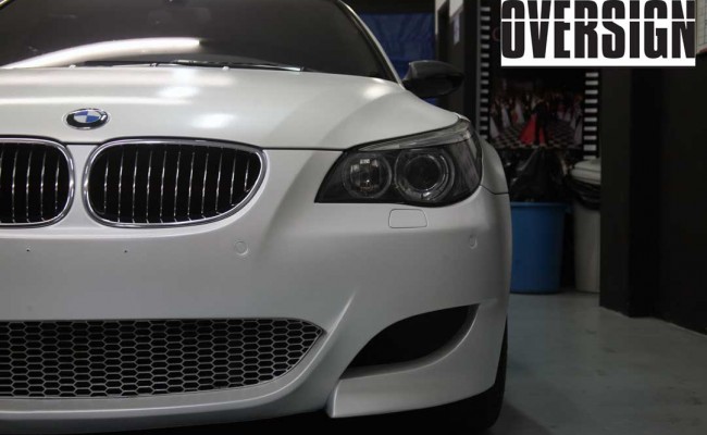 BMW M5 V10 Branco Pérola Power Revest Envelopamento Liquido OVERSIGN (39)