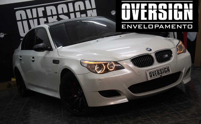 BMW M5 V10 Branco pérola – BMW M5 envelopada, envelopamento branco pérola, avery dennison, (29)