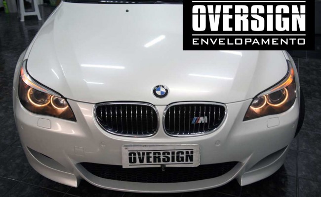 BMW M5 V10 Branco pérola – BMW M5 envelopada, envelopamento branco pérola, avery dennison, (32)