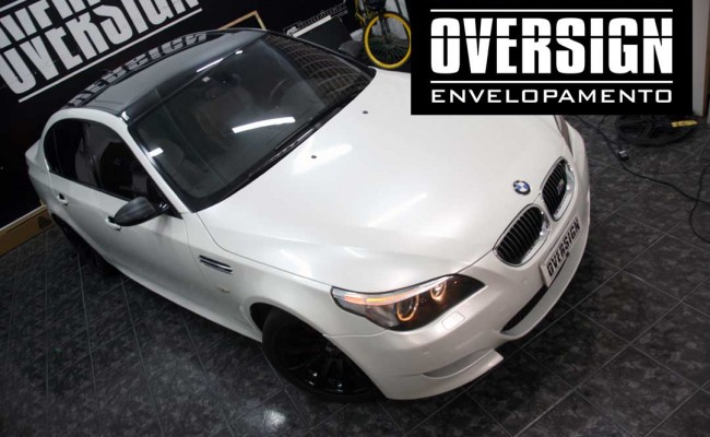 BMW M5 V10 Branco pérola – BMW M5 envelopada, envelopamento branco pérola, avery dennison, (39)