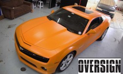 Camaro Laranja, envelopamento liquido.