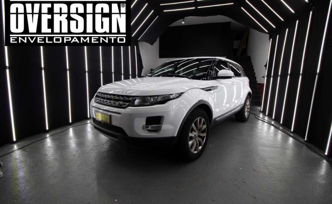 Evoque, Evoque branca, Evoque 2017, Evoque envelopada, Envelopamento de carros, OVERSIGN, Supreme wrapping film, Proteção de pintura, (17)